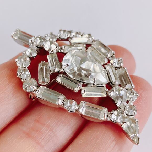 VTG Mid Century Brooch Clear Rhinestone Cocktail Baguette Glass Sparkly - Picture 4 of 10